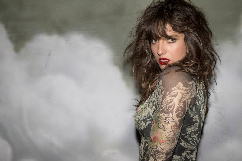 Новая коллекция Michal Negrin: три волшебных истории о нас Новая коллекция Michal Negrin: три волшебных истории о нас